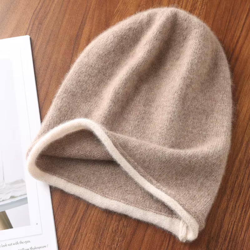 Merino-Strickmütze mit Rollrand